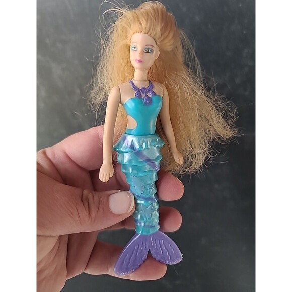 McDonald's Mini Barbie Lot - Picture 7 of 10